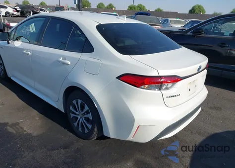 2020 Toyota Corolla Hybrid Le z USA, uszkodzony, nr VIN JTDEBRBE5LJ005027